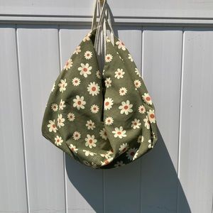 UO Floral Hobo Oversized Tote